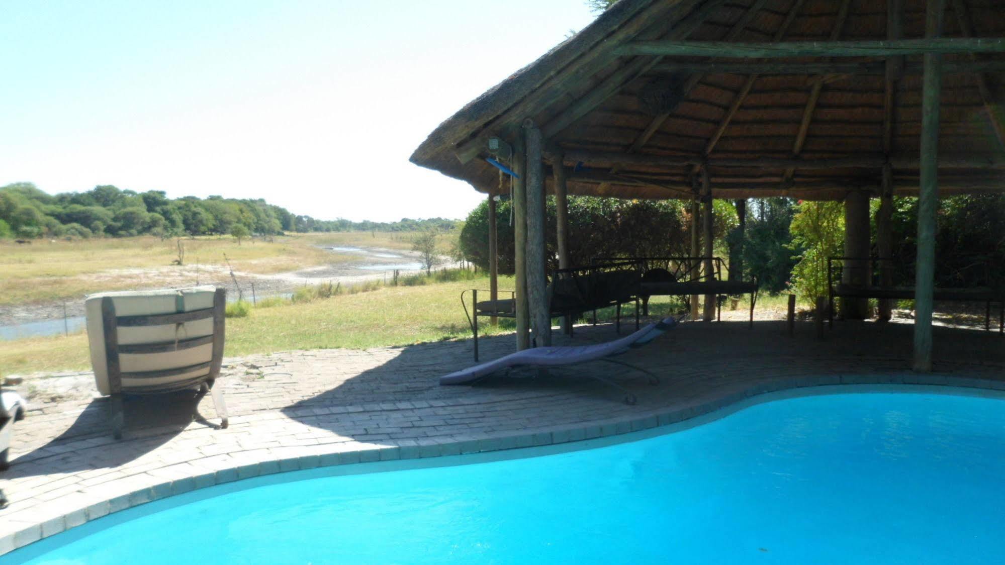 Okavango River Lodge Maun Eksteriør billede